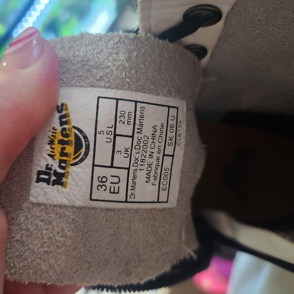 Size 6 (36) White Dr Martens GUC - Picture 4 of 4